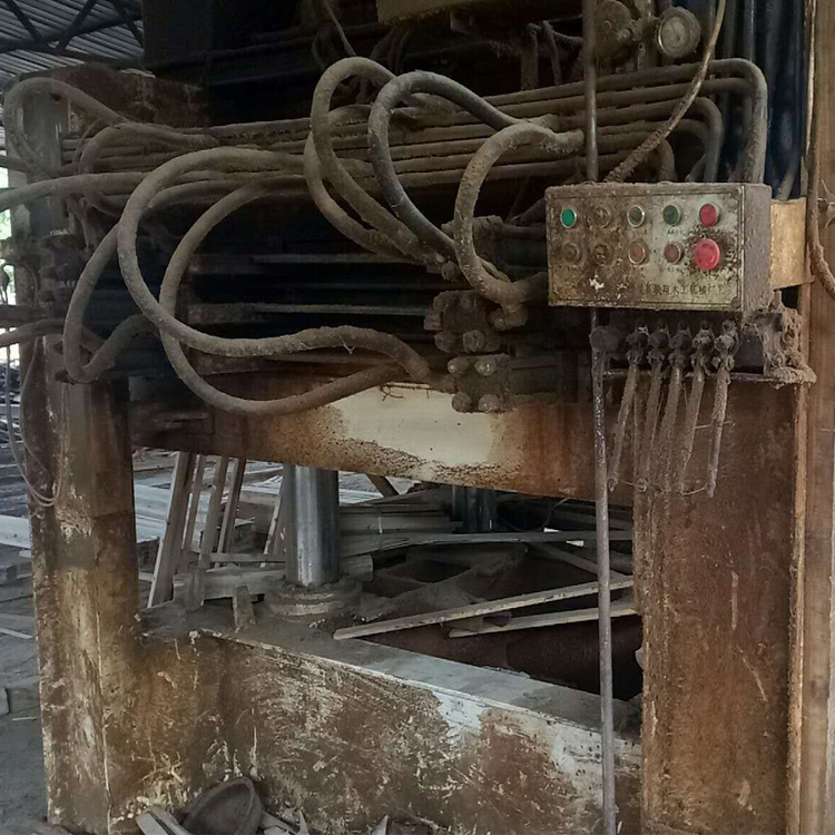 (lin)4*85ľĂ(c)C(j)