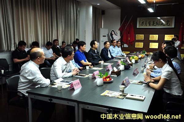 RʈF(tun)V|W(xu)(x)ľI(y)a(chn)I(y)D(zhun)(j)l(f)չ(jng)(yn)